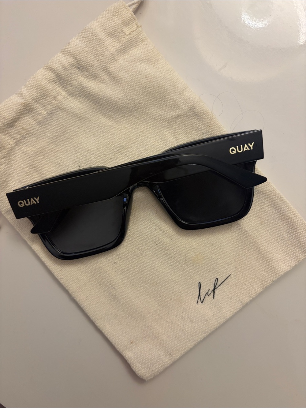 Quay Australia Black Rectangular Sunglasses with Gold Logo